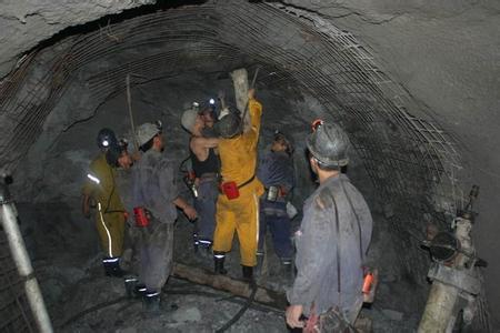剑阁工程爆破中的危险因素分析以及应对工程爆破危险的措施
